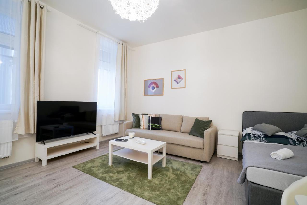 Lucy'S Apartments 2 Olomouc Ngoại thất bức ảnh